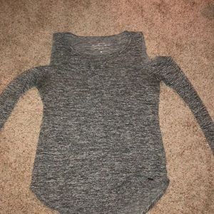hollister must have cut out long sleeve